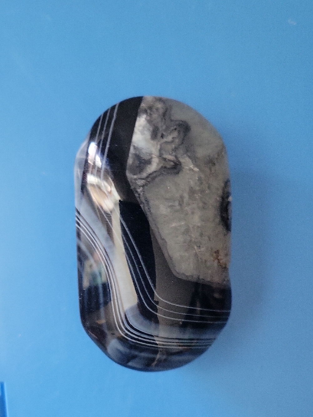 Polished Black & White Banded Agate Palm Stone